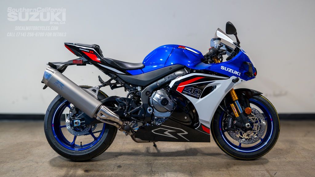 2027 Suzuki GSX-R1000RS 40th Anniversary Edition in Pearl Vigor Blue / Pearl Tech White